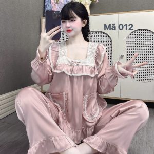 Đồ ngủ tiểu thư cô vuông hồng ruốc Mã 012
